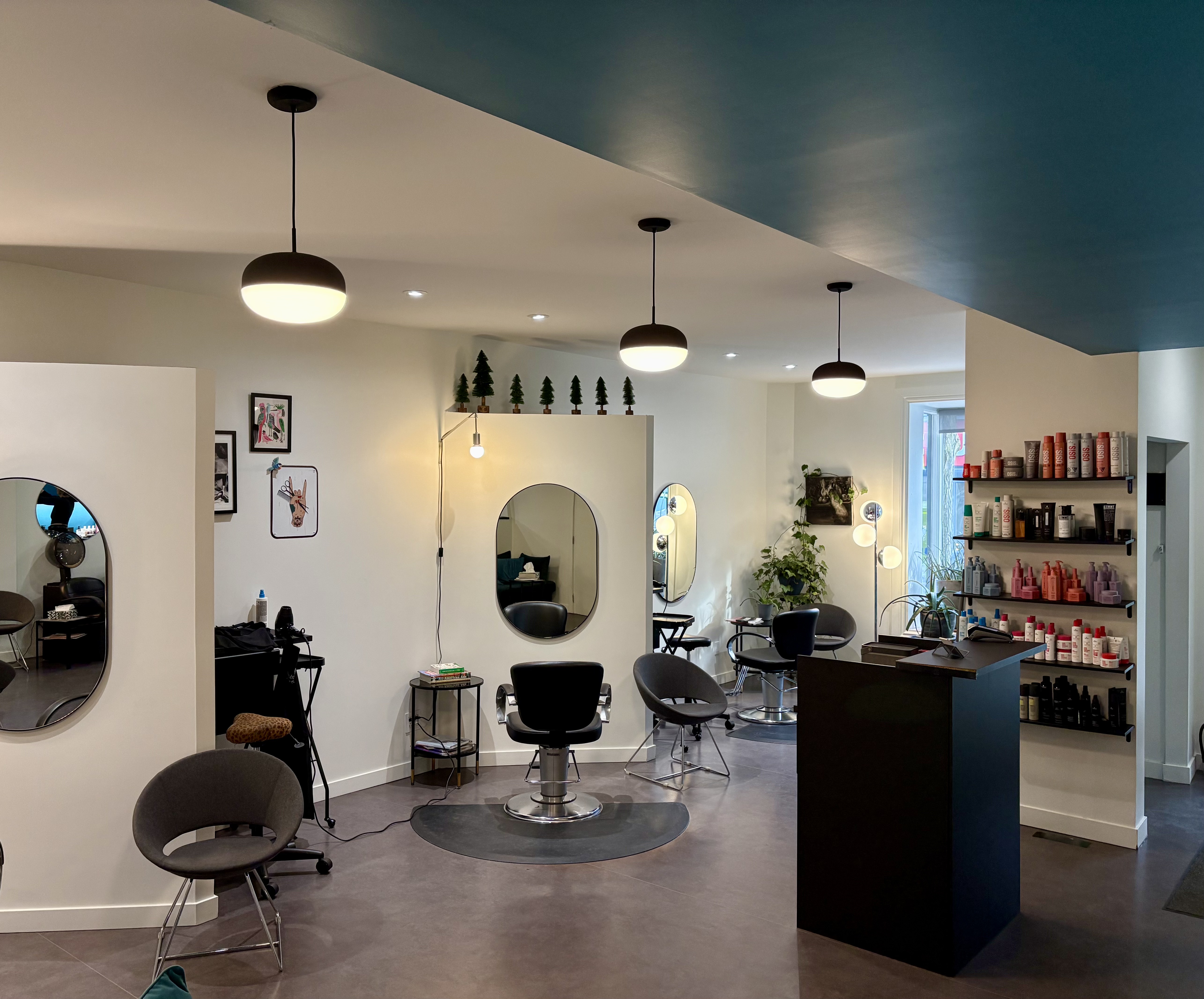 Intérieur du salon Coiffure Le Margo